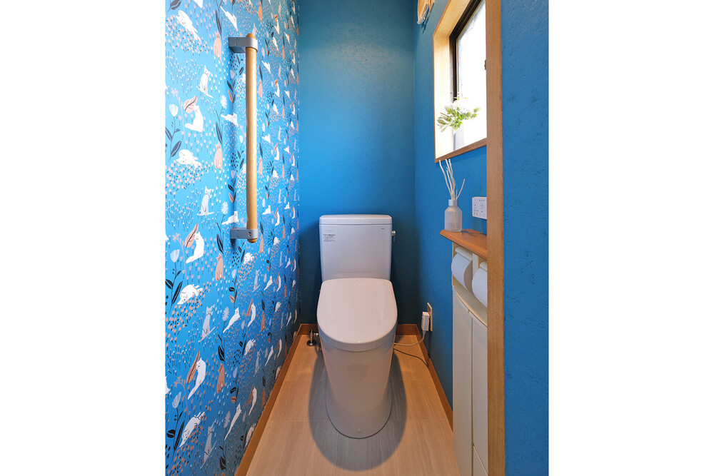 お気に入りのクロスが映える、落ち着きとかわいさの空間。