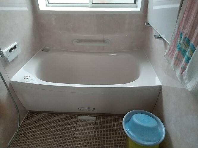 ユニットバス：TOTO　サザナ