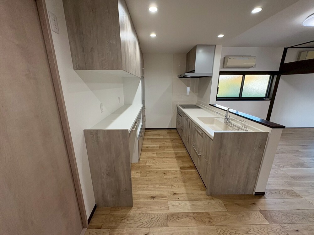 TOTOミッテ　対面キッチンへ