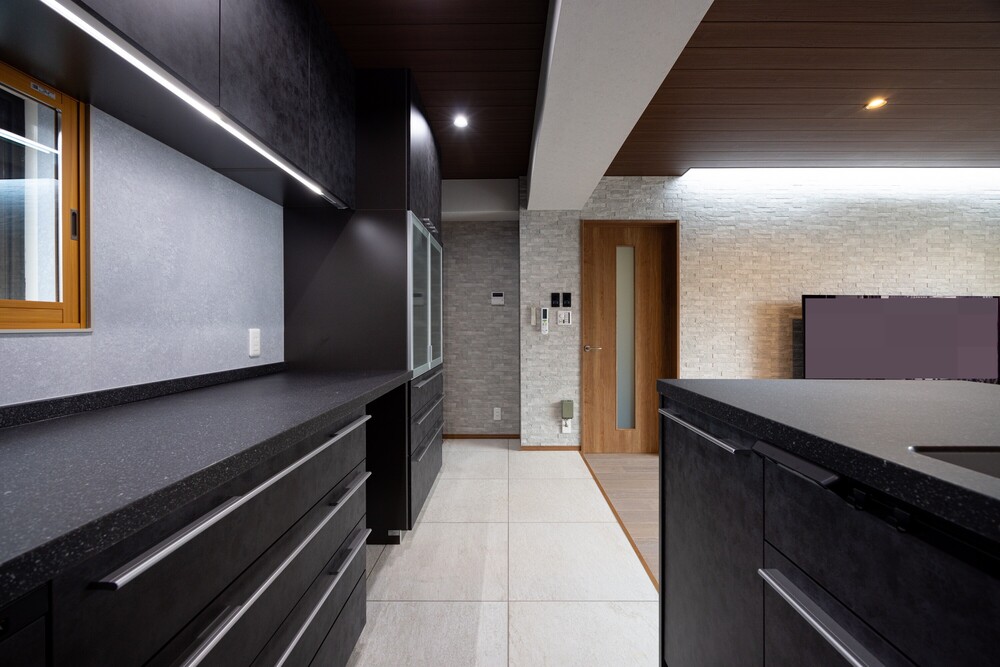 シンク側には食洗器も内蔵されています。