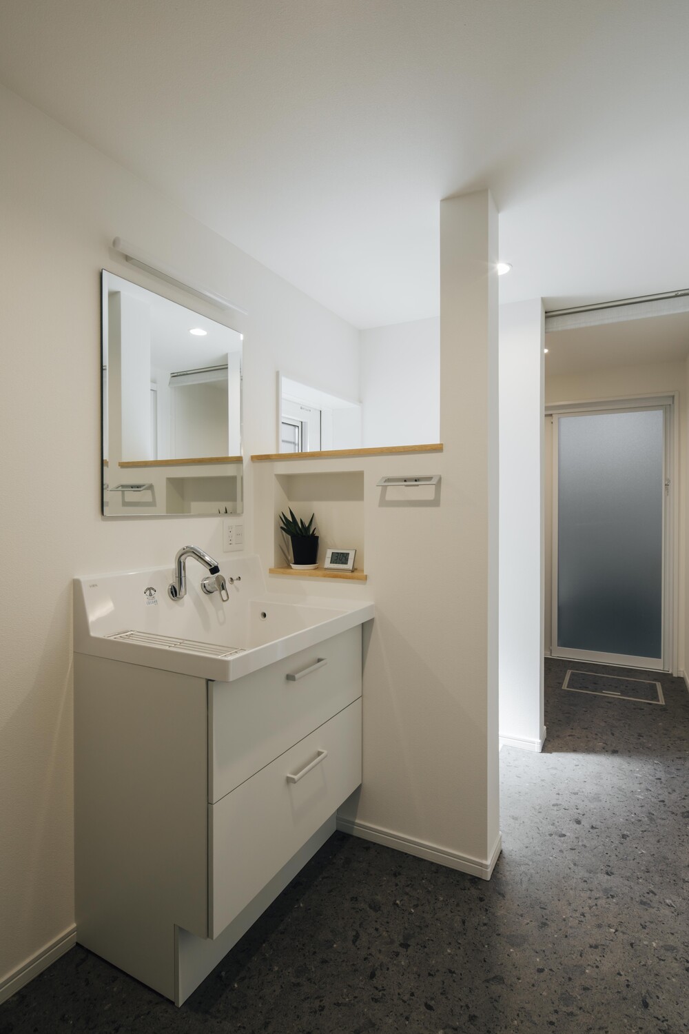 共有する明るい水回り