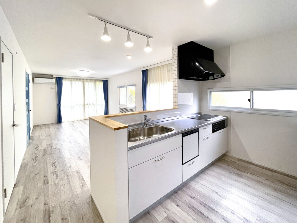 クロスとカラーで一新！ 爽やかに生まれ変わるリフォーム