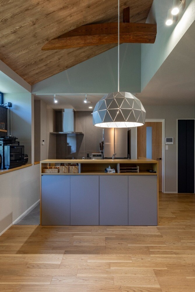 造作カウンター収納